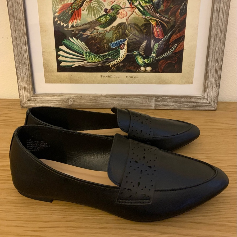 XOXO Valia Ballet Flats
